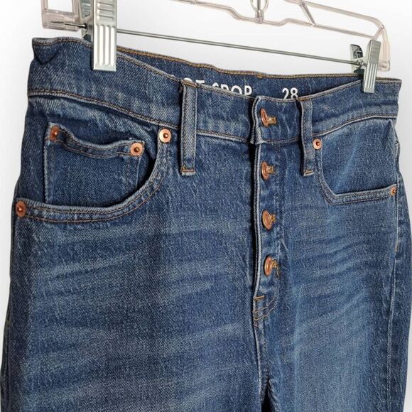 J. Crew Women's 10" Demi-Boot Crop Jean in Stone Street Wash size 28 - Picture 2 of 9